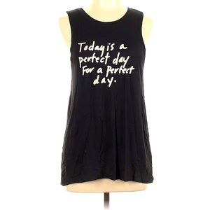 women’s black tank